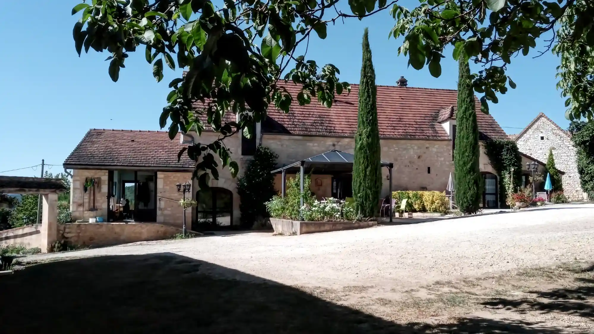 Le Bois de l'Ange, chambres et tables d'hôtes à Salignac-Eyvigues